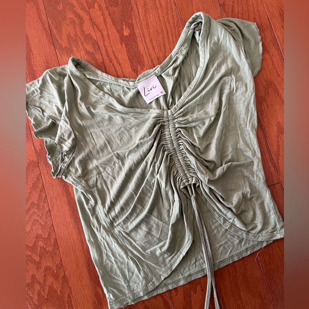 Green cinched crop top size M nwot